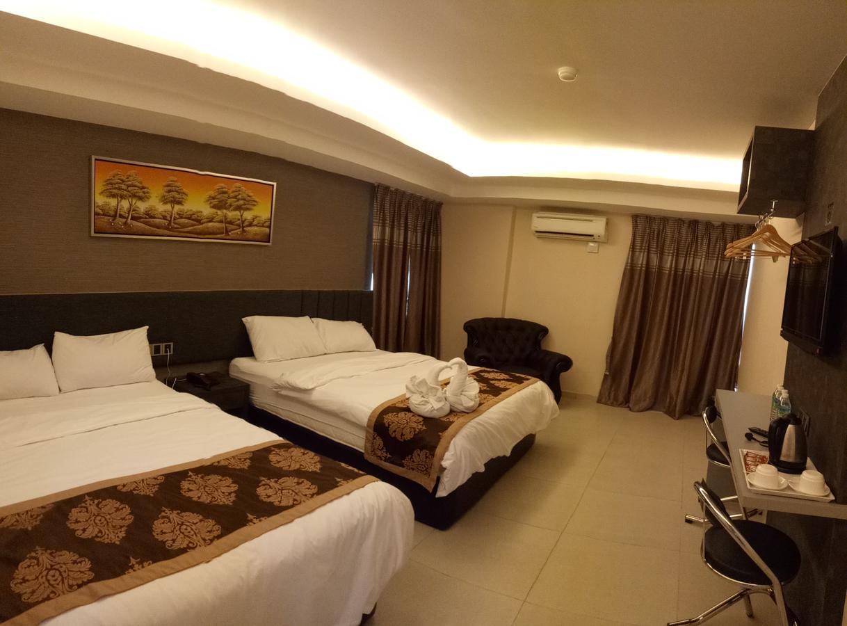 Golden Leaves Hotel Malacca ภายนอก รูปภาพ