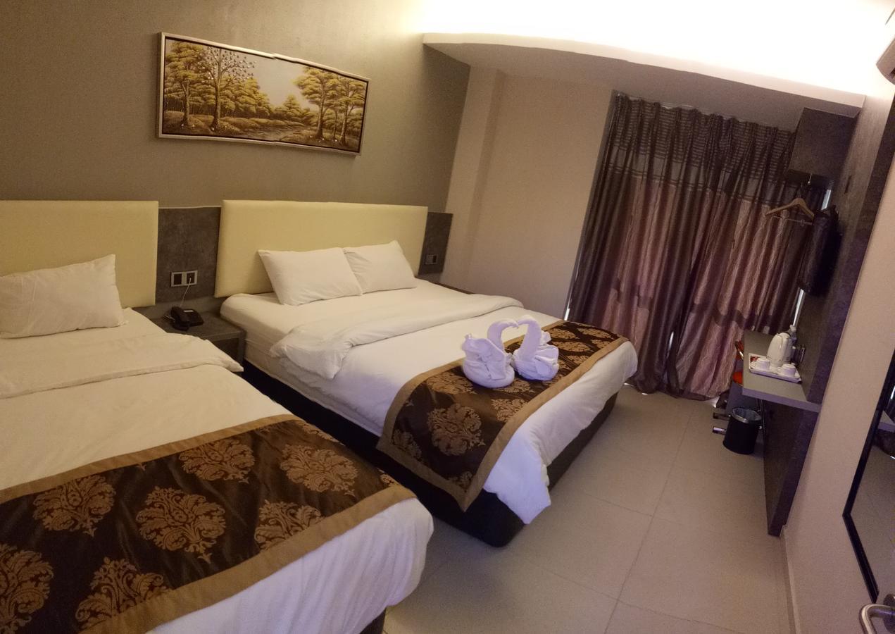 Golden Leaves Hotel Malacca ภายนอก รูปภาพ