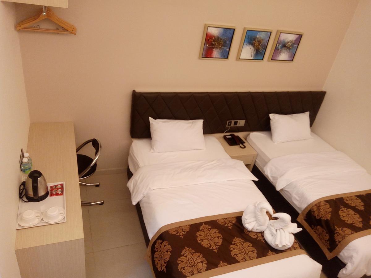 Golden Leaves Hotel Malacca ภายนอก รูปภาพ