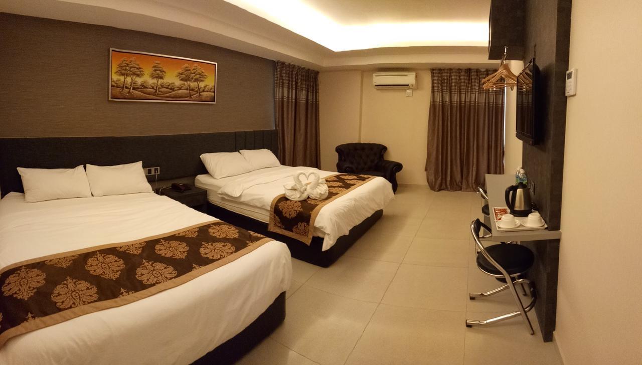 Golden Leaves Hotel Malacca ภายนอก รูปภาพ